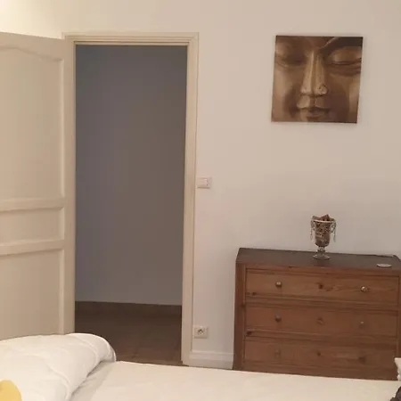 50 Rue De Guiton Villa