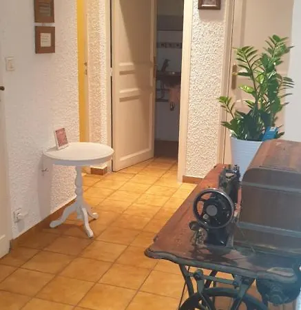 Villa 50 Rue De Guiton *