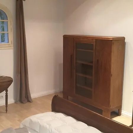 Villa 50 Rue De Guiton *